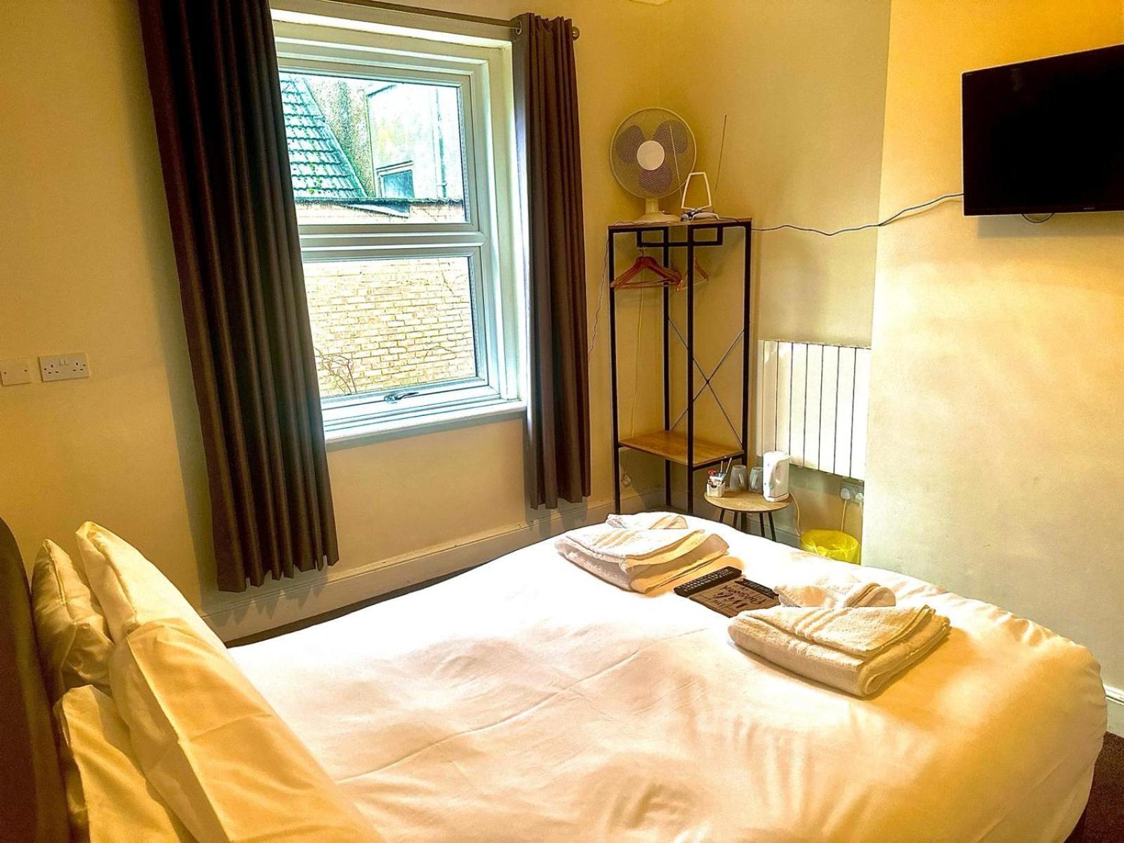 The Wash & Tope Hotel